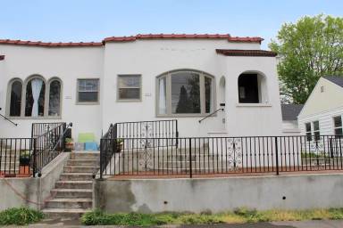 Main picture of 2905 2915 Alder St