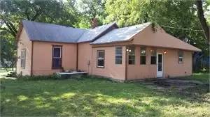Main picture of 120 S Remmele St