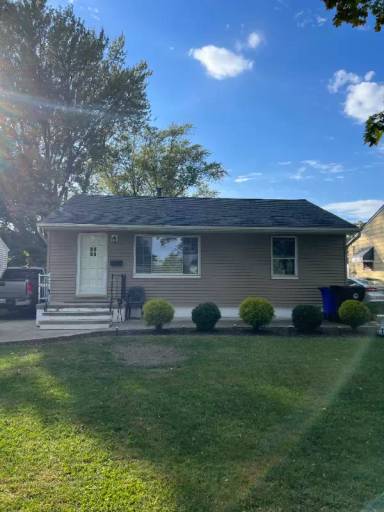 Main picture of 3722 West Blvd