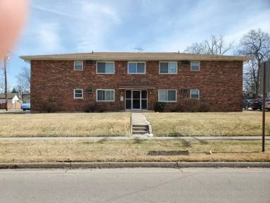 Main picture of 6830 Simpson Ave