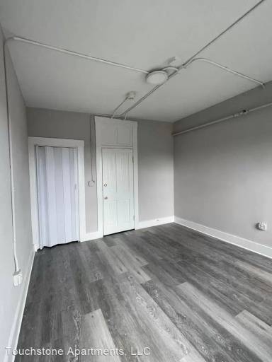 Main picture of 2 Franklin St