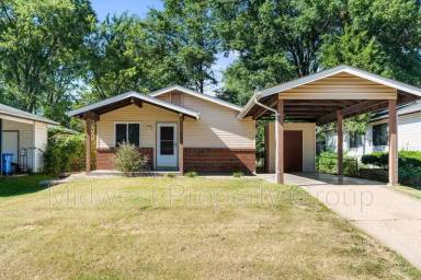 Main picture of 2495 Lindsay Ln