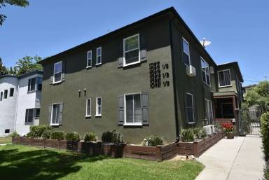 Main picture of 10921 Camarillo St