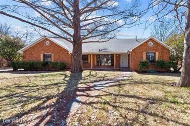 Main picture of 3605 Wren Ave