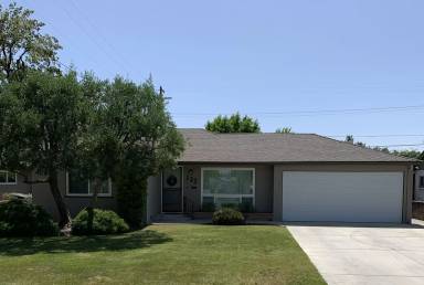 Main picture of 132 N Byron Dr
