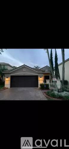 Main picture of 956 Golden Cane Dr