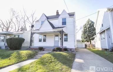 Main picture of 180 Eldred Ave
