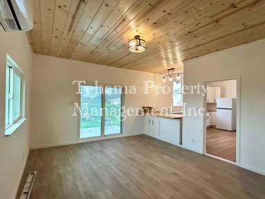 Main picture of 8770 Fox St