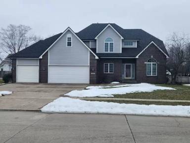 Main picture of 13500 Sheridan Ave