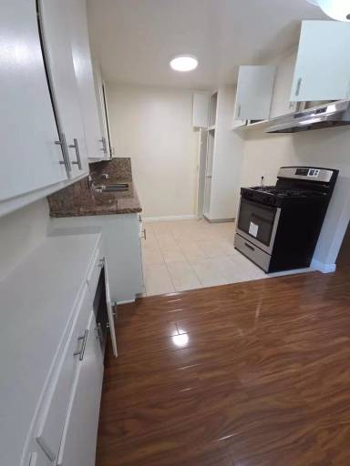 Main picture of 339 N Howard St