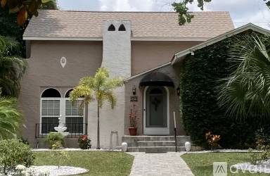 Main picture of 2410 S Palmetto Ave