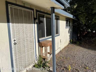 Main picture of 1515 Arthur St