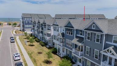 Main picture of 9622 21st Bay St