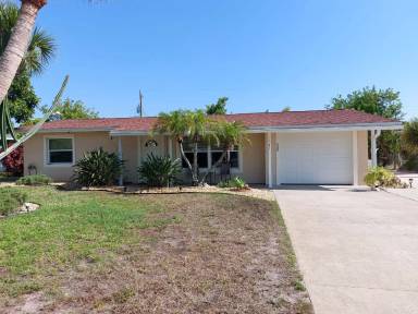 Main picture of 1541 Crest Dr