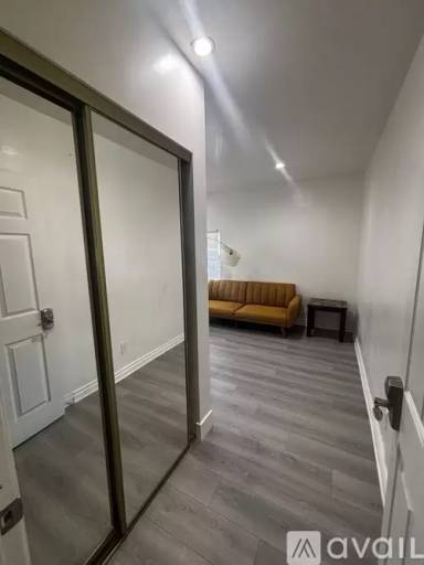 Main picture of 2901 Van Buren Pl