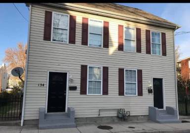Main picture of 136 East Ave