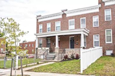 Main picture of 709 Lyndhurst St