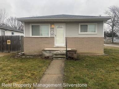 Main picture of 23622 Mac Arthur Blvd