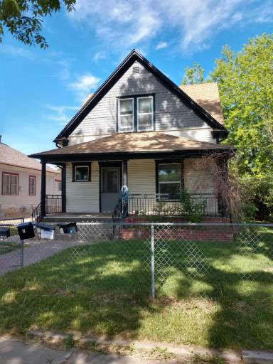 Main picture of 1919 11th Ave