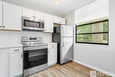 Main picture of 3710 Whitehall Dr