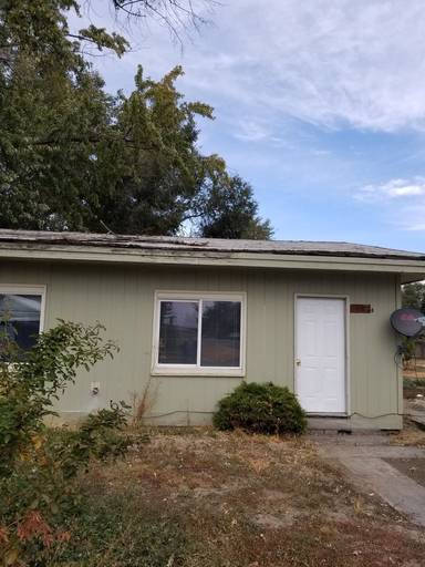 Main picture of 7922 Stanley Rd NE