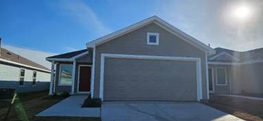 Main picture of 924 Mount Laurel Rd