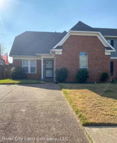 Main picture of 3933 Oak Branch Cir E