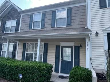 Main picture of 8307 Clasara Cir