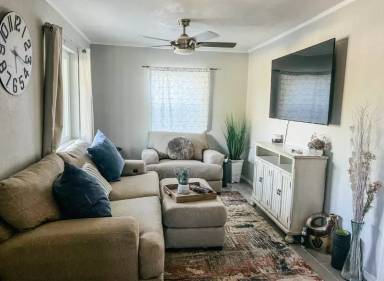 Main picture of 532 N Pima