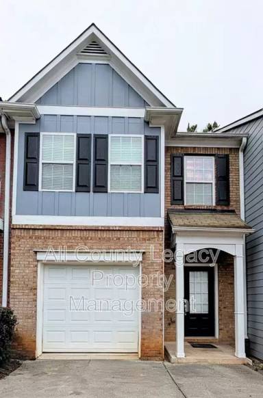 Main picture of 2537 Emma Way