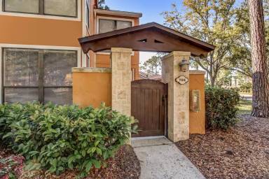 Main picture of 758 Tidewater Ct