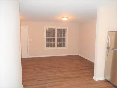 Main picture of 125 W Chestnut Ave