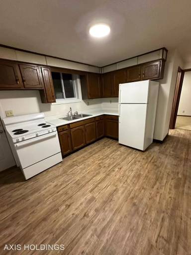 Main picture of 702 2nd St