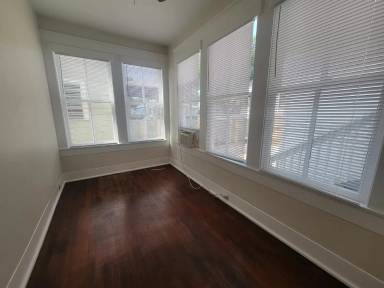 Main picture of 2221 35th St