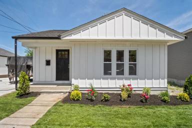 Main picture of 441 Admiral St