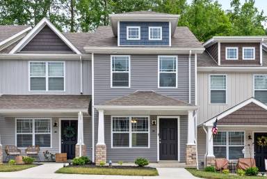 Main picture of 252 Woodland Valley Ln