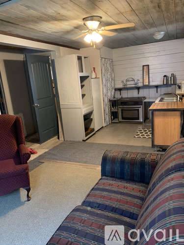 Main picture of 913 Grace Ave