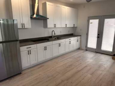 Main picture of 1111 Gridley St