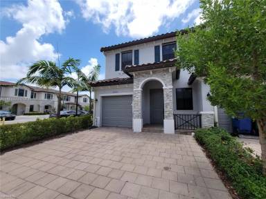 Main picture of 25039 SW 114th Ave