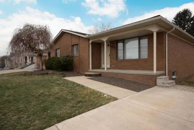 Main picture of 39041 Jefferson Ave