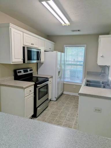 Main picture of 9020 Baker Ct