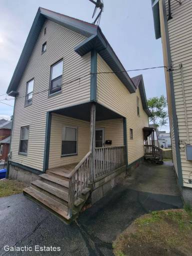 Main picture of 708 Beech St