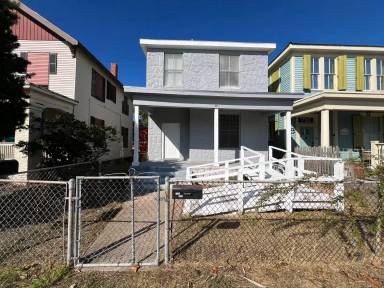 Main picture of 1724 Avenue N 1/2