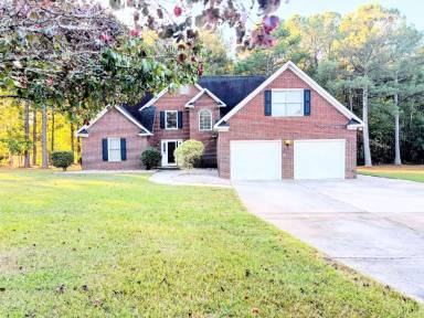 Main picture of 260 Lick Creek Dr