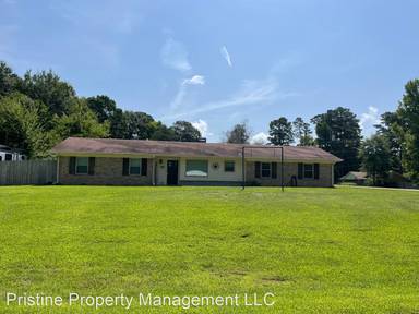 Main picture of 117 Woodland Trl