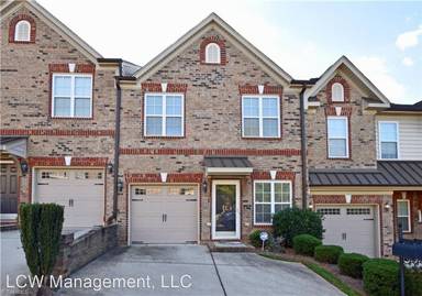 Main picture of 947 Silver Leaf Dr