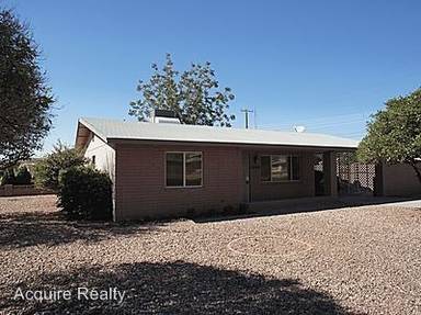 Main picture of 11804 N 111th Ave