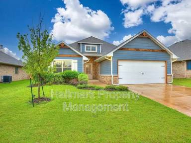 Main picture of 3617 Lleyton Dr