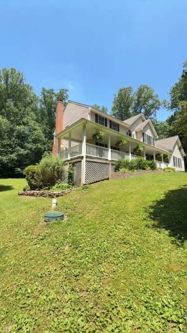 Main picture of 6900 Marriottsville Rd
