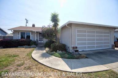 Main picture of 4550 Todd St